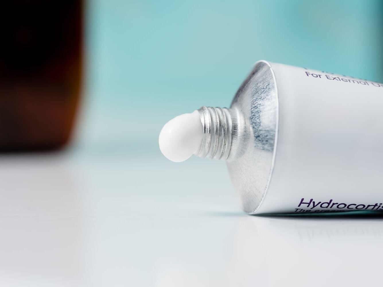 Skin Clinic 20 a tube of hydrocortisone cream 930857676 5ab8f55fc673350036790910 e1740367689454